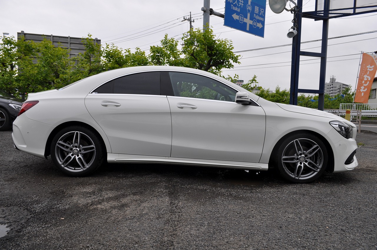 M.B CLA180スポーツ　レーダーセーフティパッケージ白