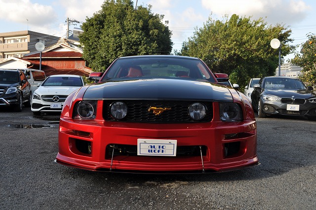 フォードマスタングV8GT 希少ワイドボディー エアサスKIT組み込み