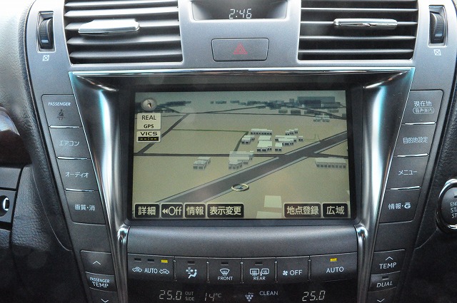 レクサス　LS460　パール
