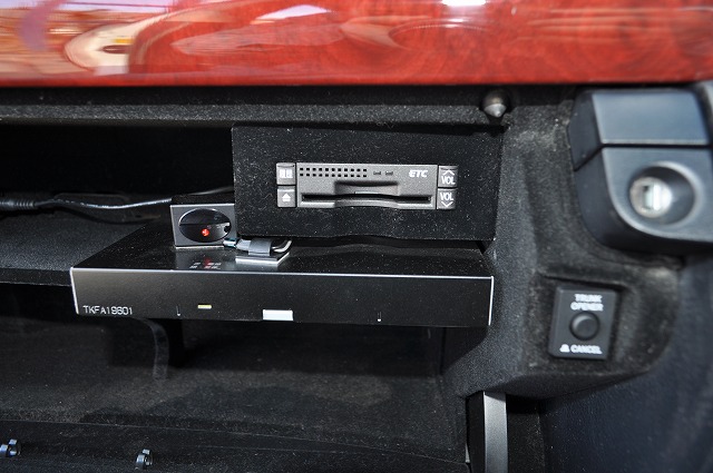 レクサス　LS460　パール