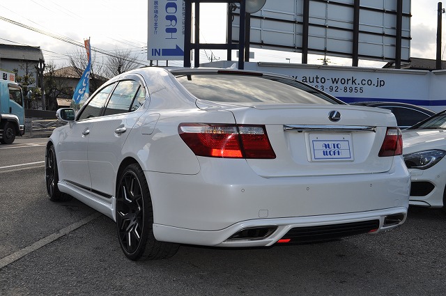 レクサス　LS460　パール