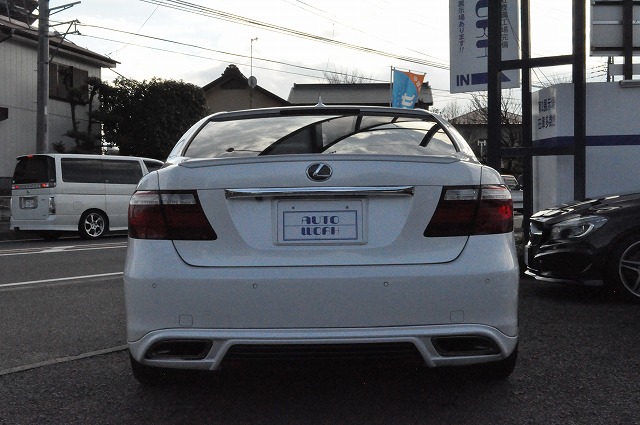 レクサス　LS460　パール