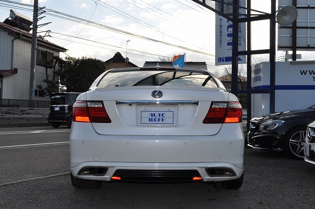 レクサス　LS460　パール