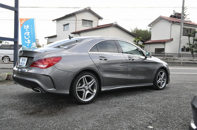 メルセデス・ベンツ　CLA180AMGﾗｲﾝ

			　