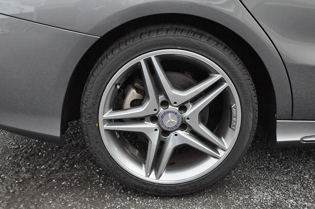 メルセデス・ベンツ　CLA180AMGﾗｲﾝ

			　