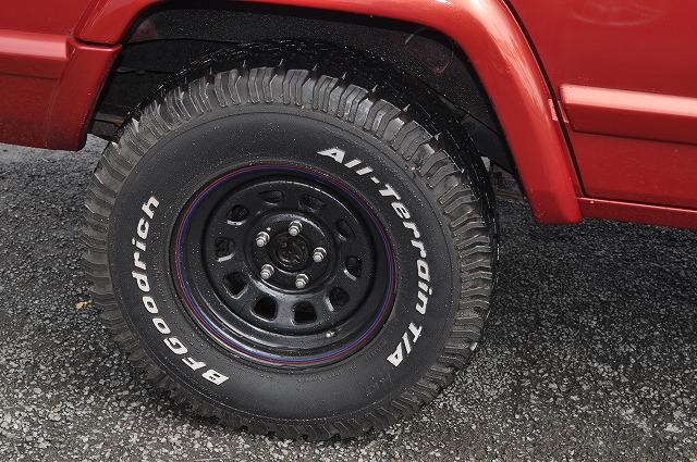 クライスラー　チェロキー　リミテッド4WD 　赤　　