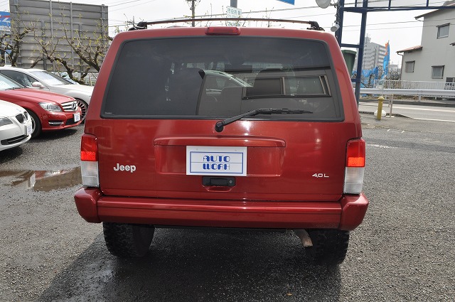 クライスラー　チェロキー　リミテッド4WD 　赤　　