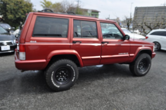 クライスラー　チェロキー　リミテッド4WD 　赤　　