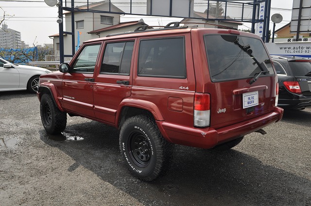 クライスラー　チェロキー　リミテッド4WD 　赤　　
