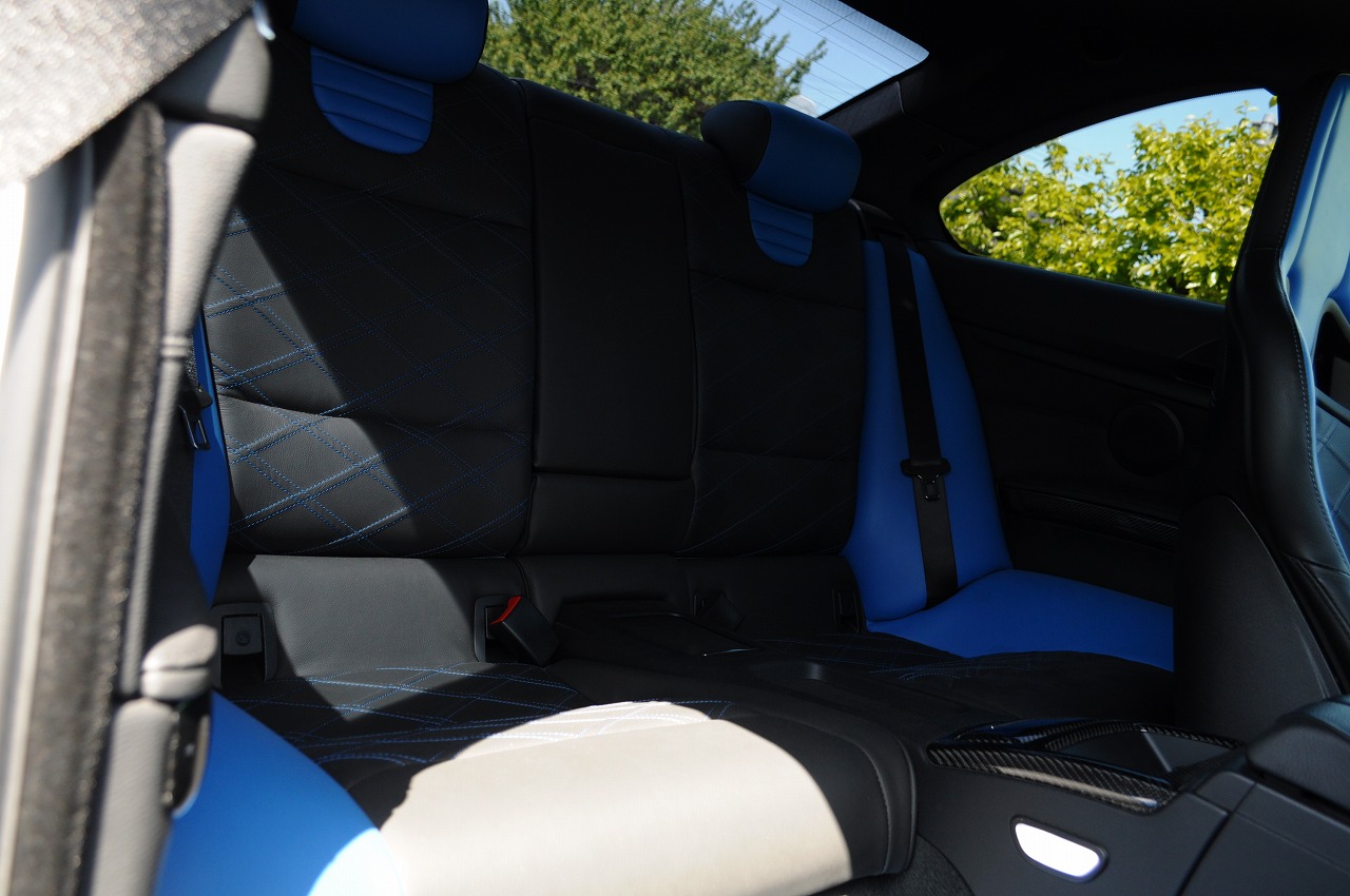 BMW335iクーペＭスポーツＰＫＧ