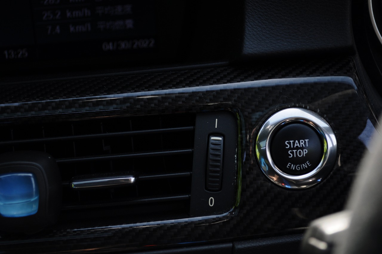 BMW335iクーペＭスポーツＰＫＧ