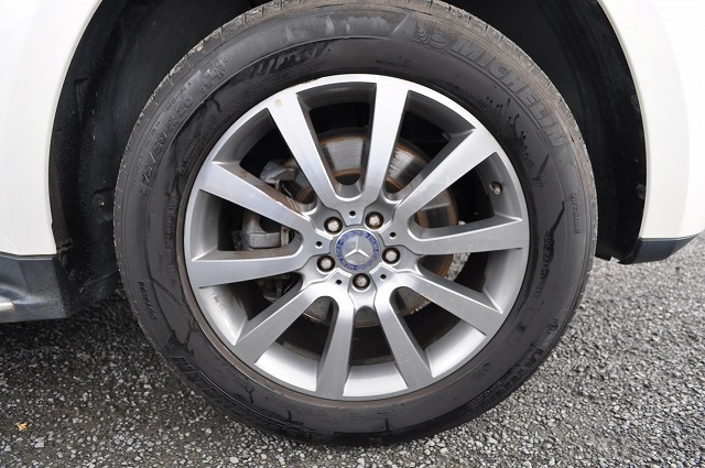 メルセデス・ベンツ　ＧＬ550　４マチック　4ＷＤ　パール
